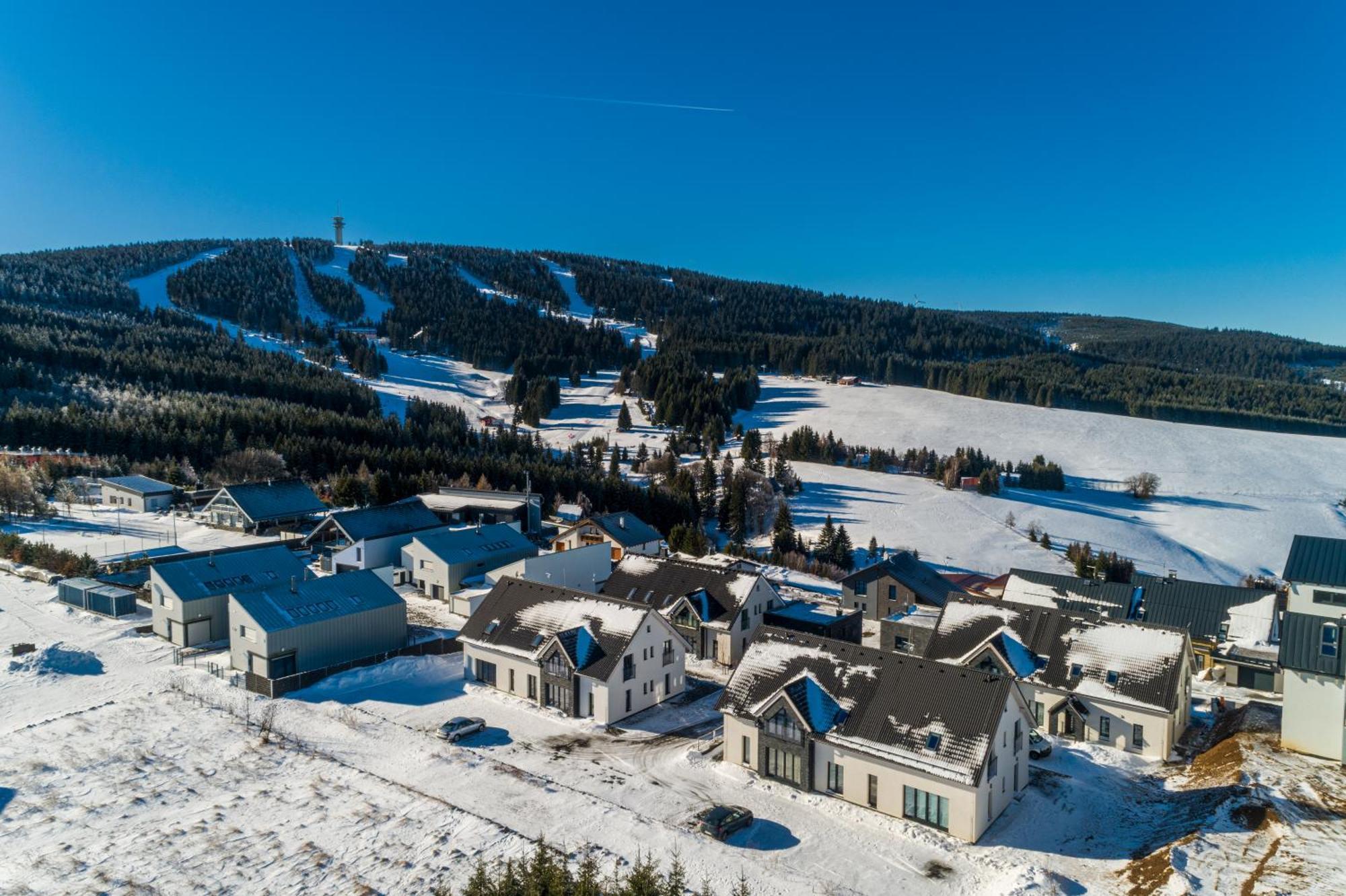 Family Apartments Klinovec Лоучна-под-Клиновцем Экстерьер фото