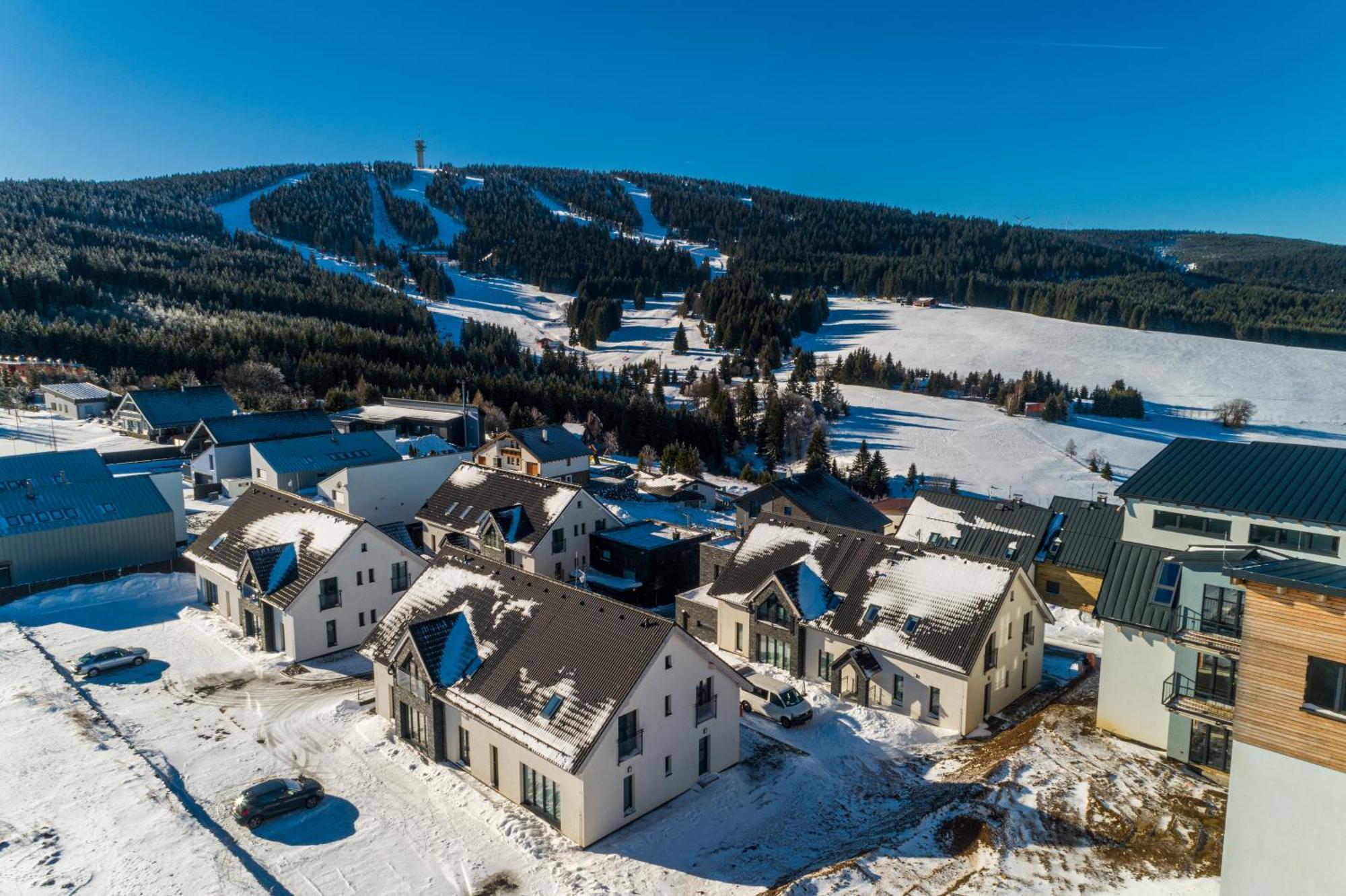 Family Apartments Klinovec Лоучна-под-Клиновцем Экстерьер фото